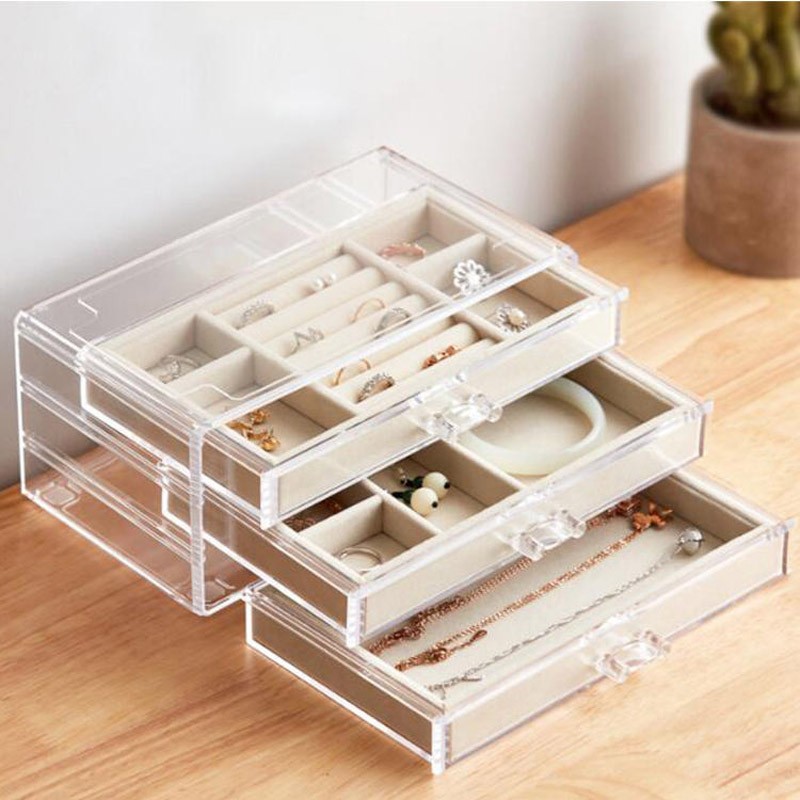  Clear ring display case
